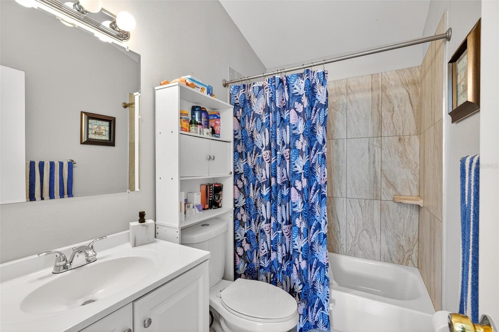 Image 11 of 23 For 1300 Woodman Way