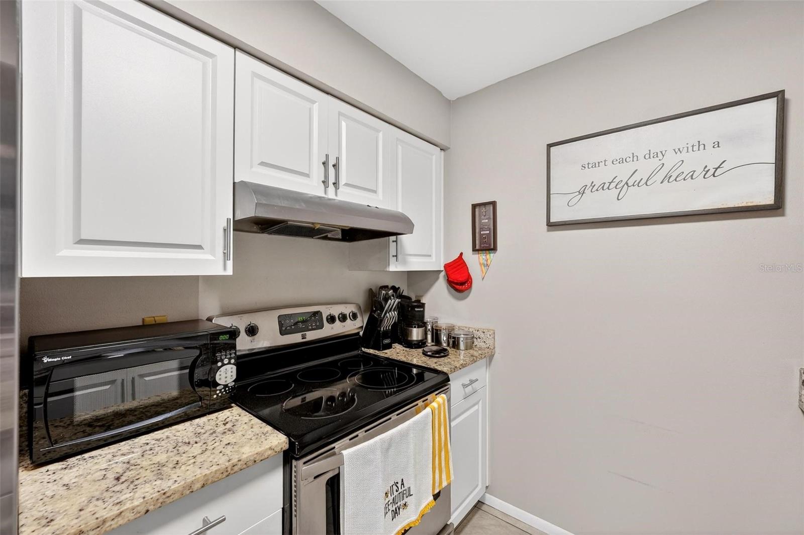 Image 16 of 23 For 1300 Woodman Way