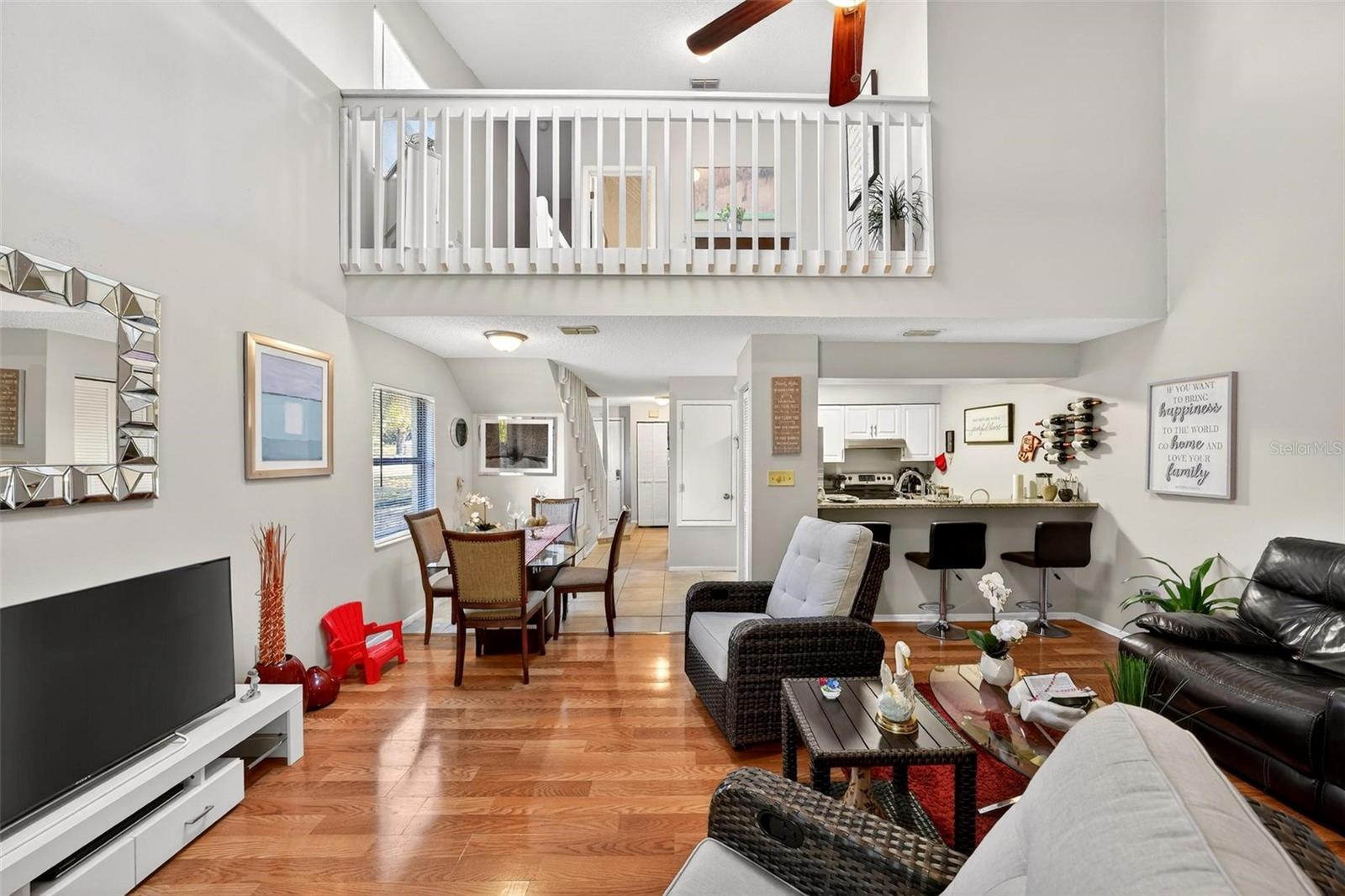 Image 20 of 23 For 1300 Woodman Way