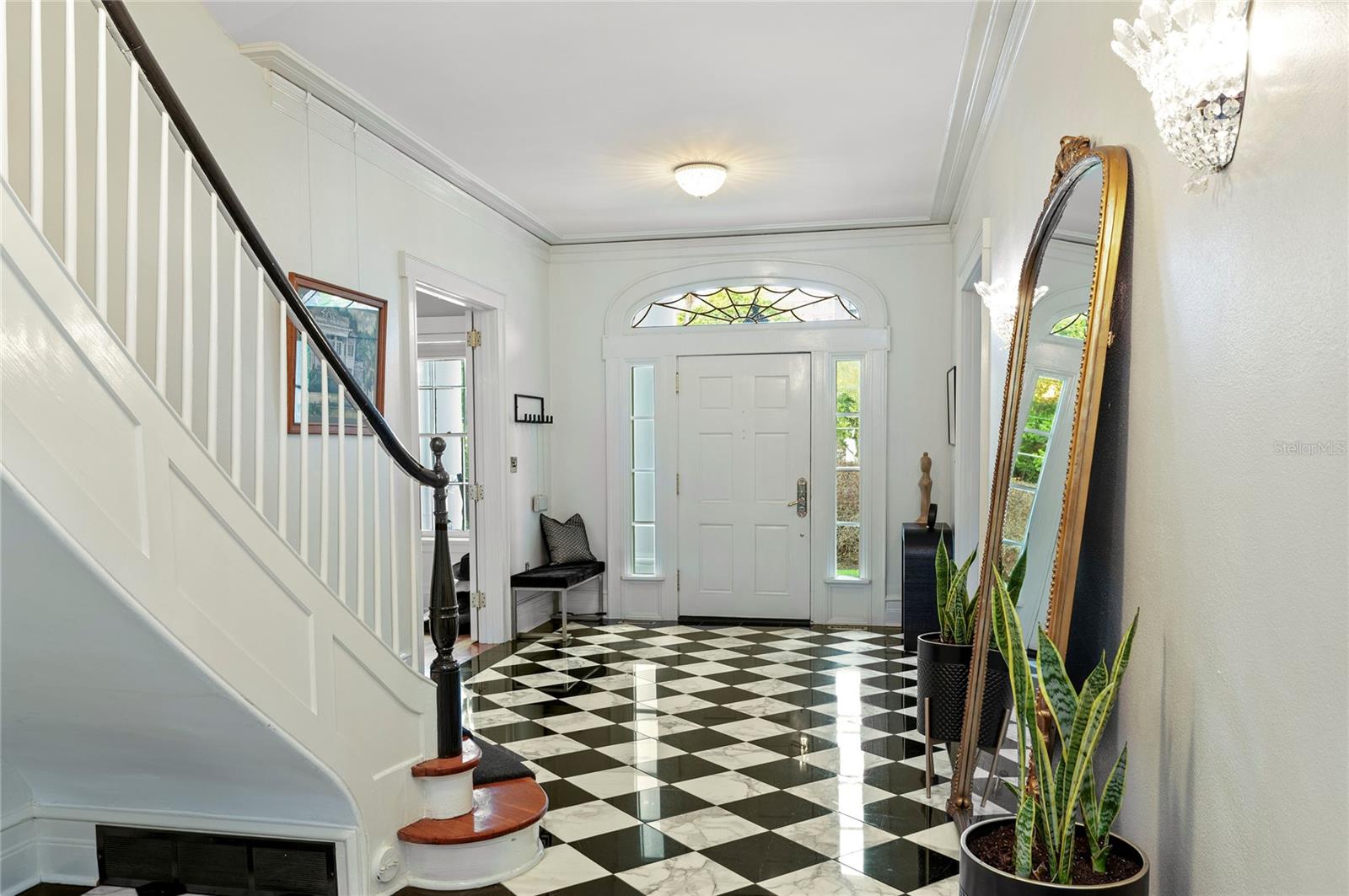 Image 10 of 79 For 705 Delaney Avenue