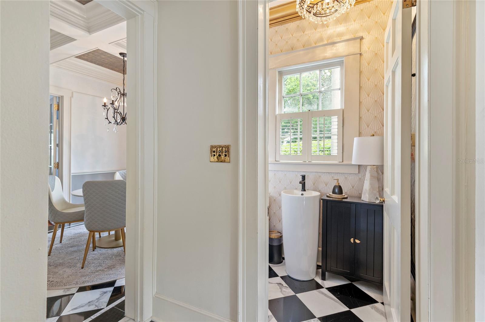 Image 27 of 79 For 705 Delaney Avenue