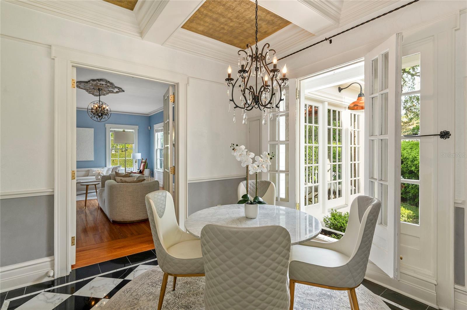 Image 35 of 79 For 705 Delaney Avenue