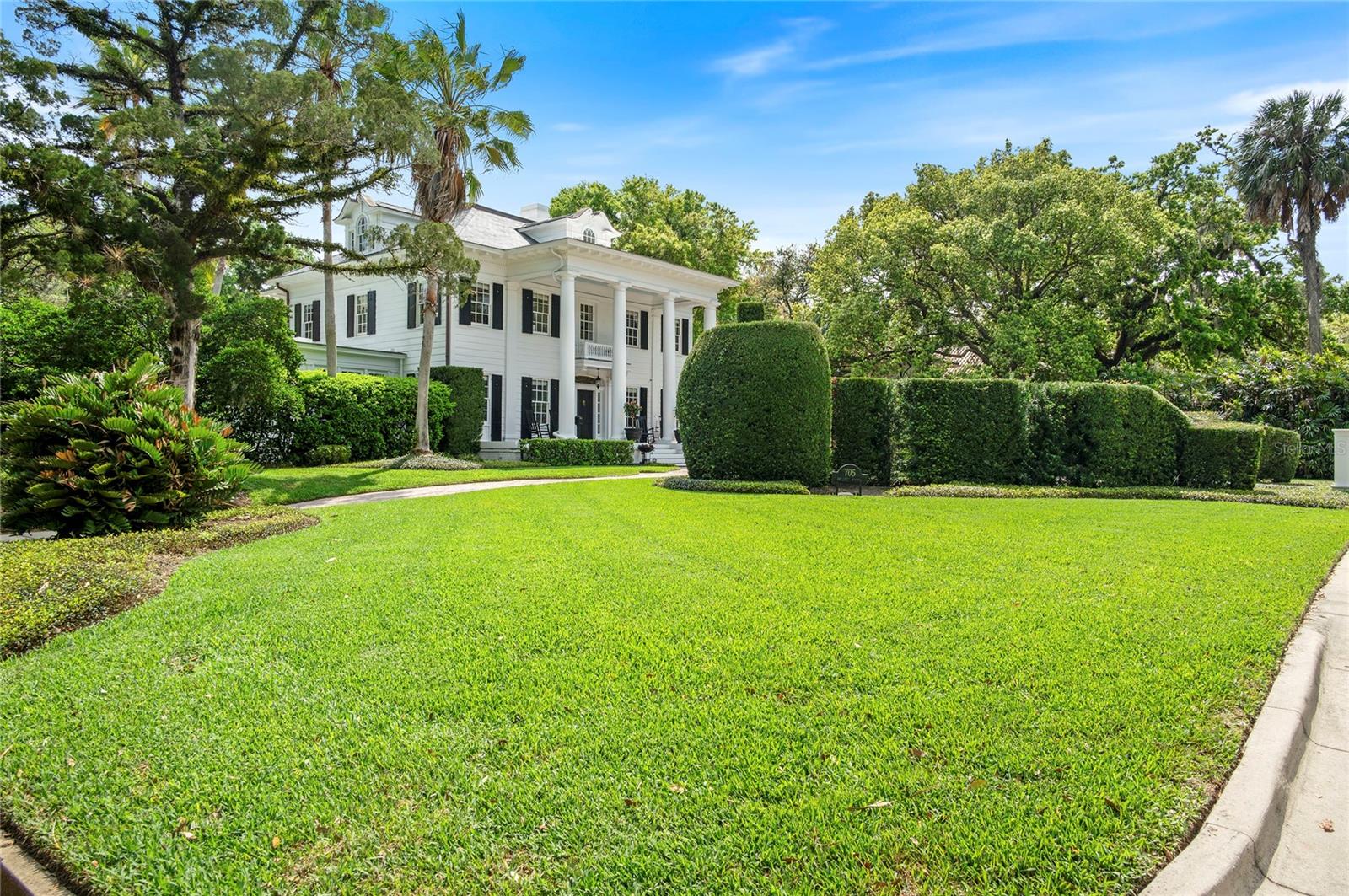 Image 5 of 79 For 705 Delaney Avenue