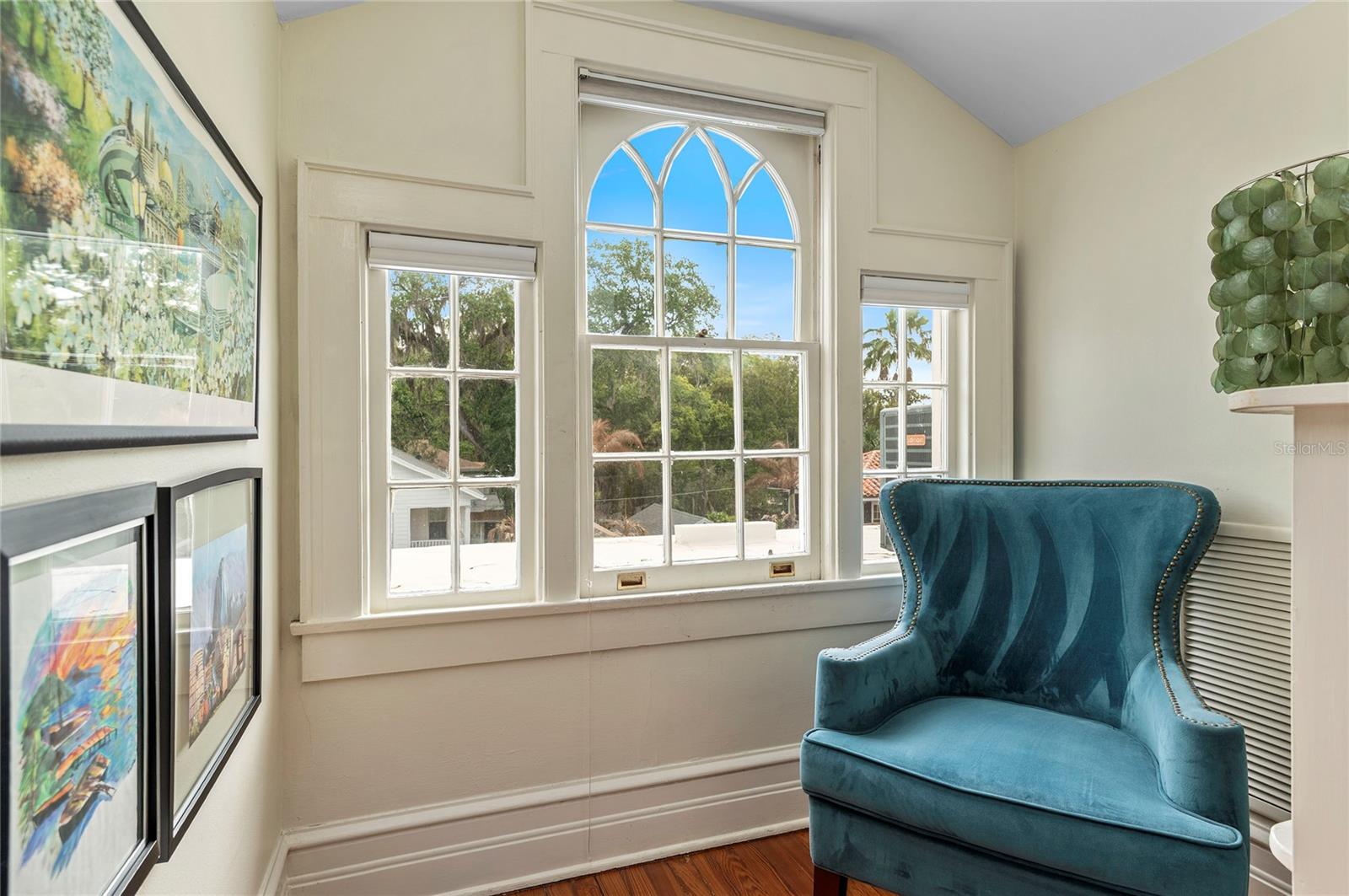 Image 53 of 79 For 705 Delaney Avenue