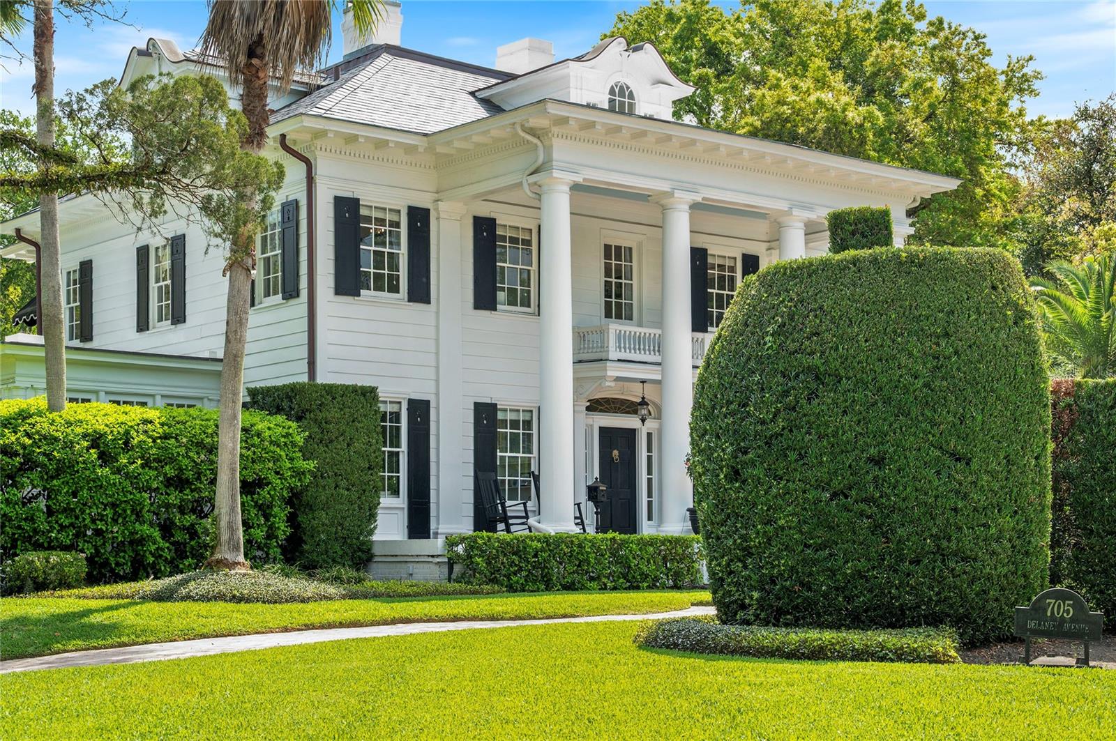 Image 6 of 79 For 705 Delaney Avenue