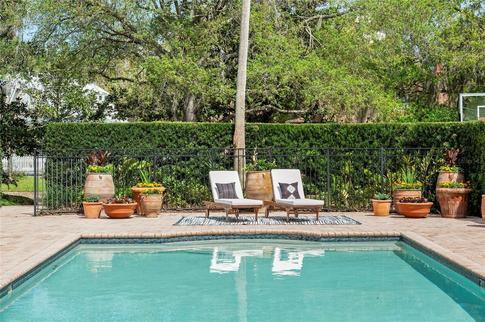 Image 64 of 79 For 705 Delaney Avenue