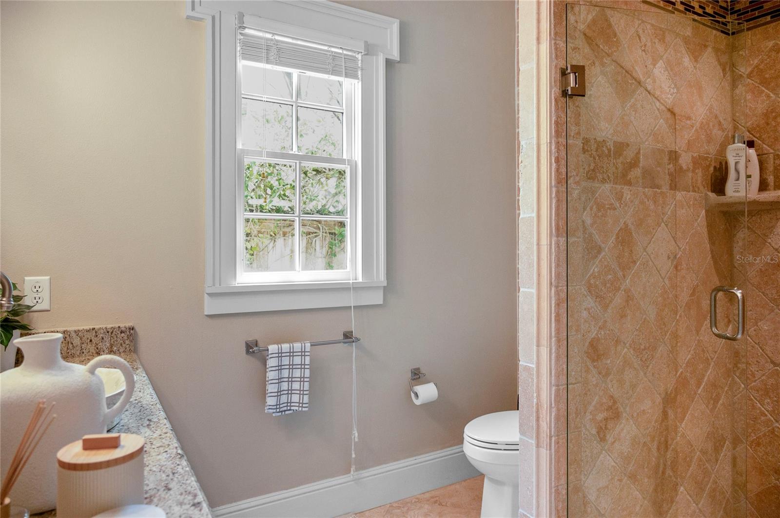 Image 77 of 79 For 705 Delaney Avenue