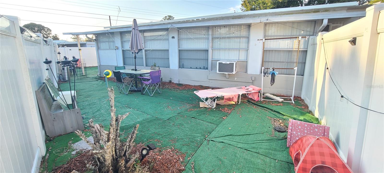 Image 27 of 45 For 5240 Pineland Avenue