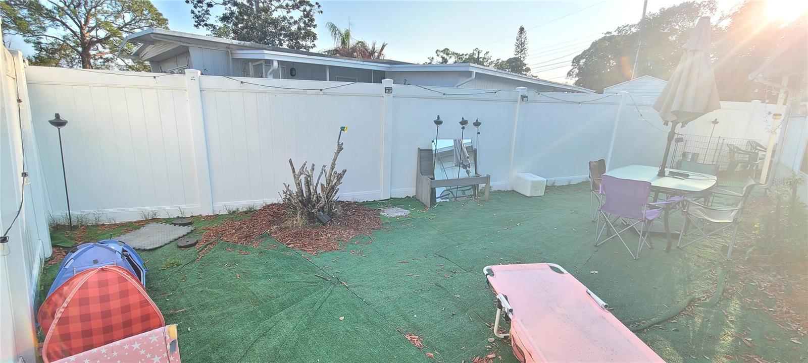 Image 28 of 45 For 5240 Pineland Avenue