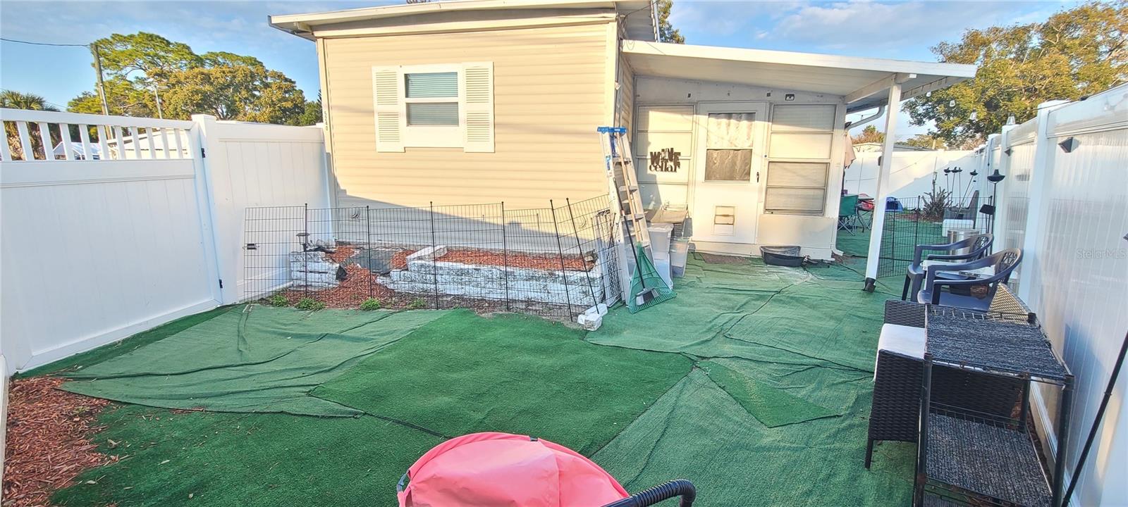 Image 29 of 45 For 5240 Pineland Avenue