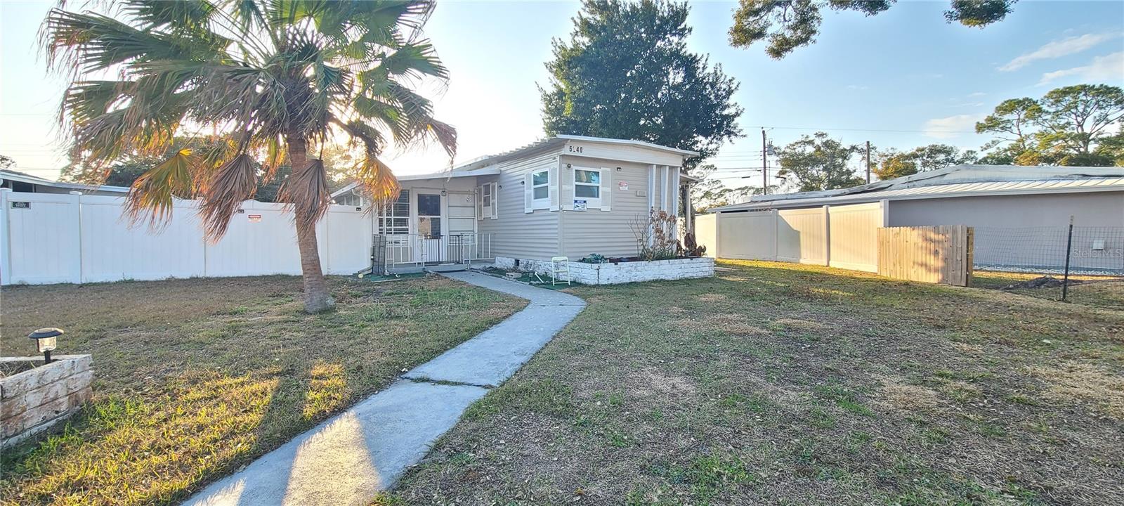 Image 32 of 45 For 5240 Pineland Avenue