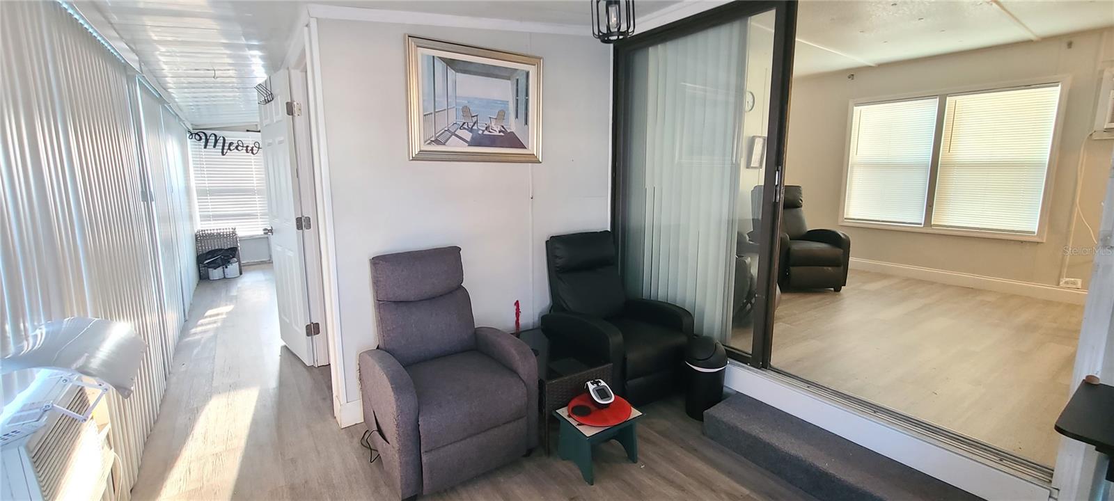 Image 8 of 45 For 5240 Pineland Avenue