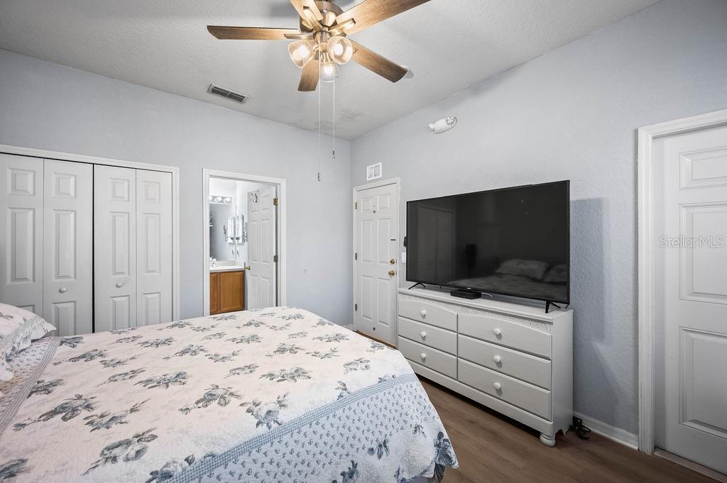 Image 15 of 29 For 300 Miramar Avenue