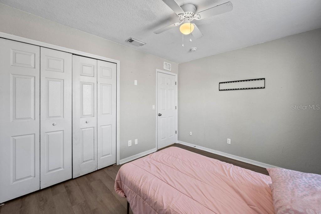 Image 25 of 29 For 300 Miramar Avenue