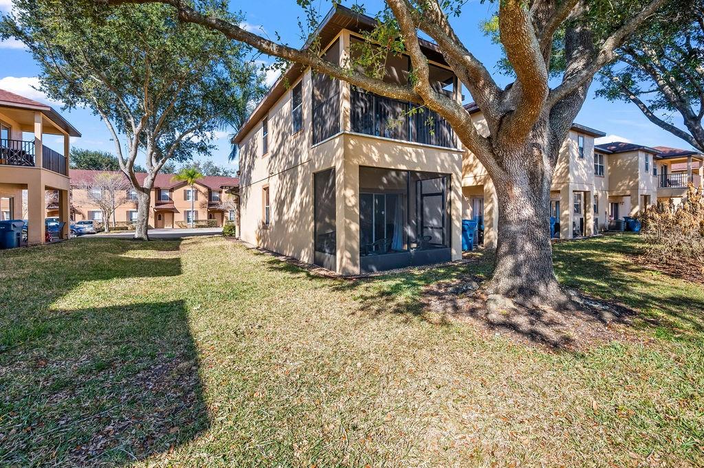 Image 28 of 29 For 300 Miramar Avenue