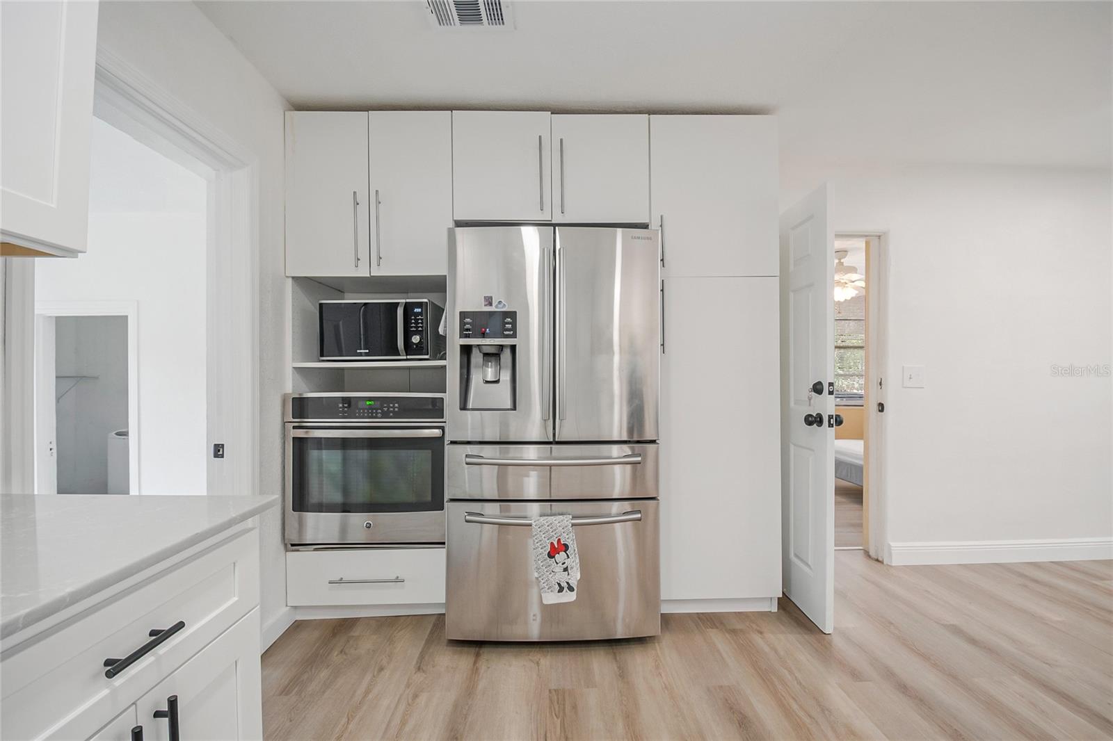 Image 15 of 46 For 813 Richbee Drive