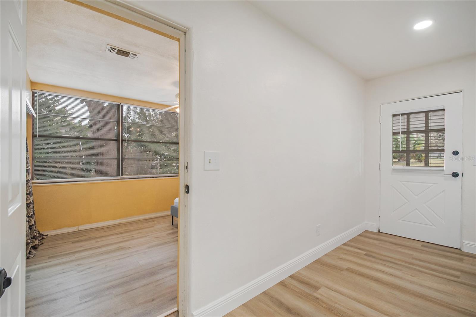 Image 20 of 46 For 813 Richbee Drive