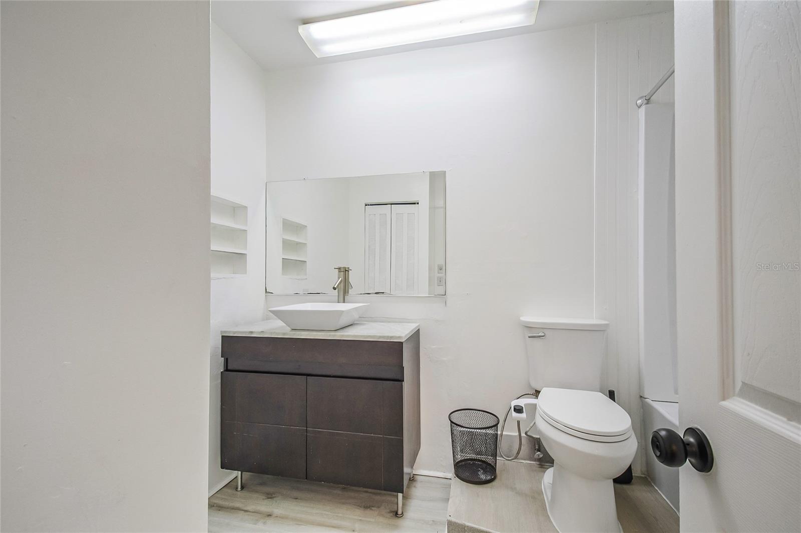 Image 23 of 46 For 813 Richbee Drive