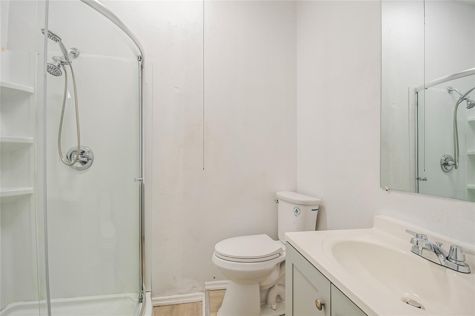 Image 27 of 46 For 813 Richbee Drive