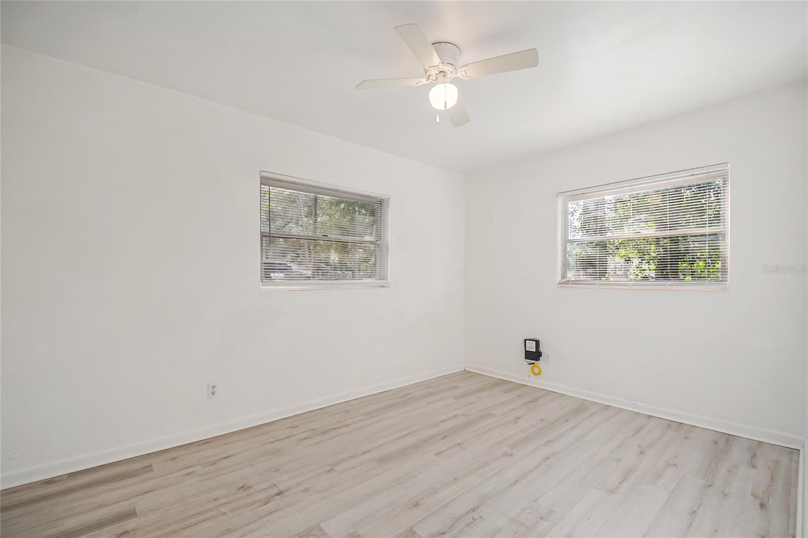 Image 31 of 46 For 813 Richbee Drive