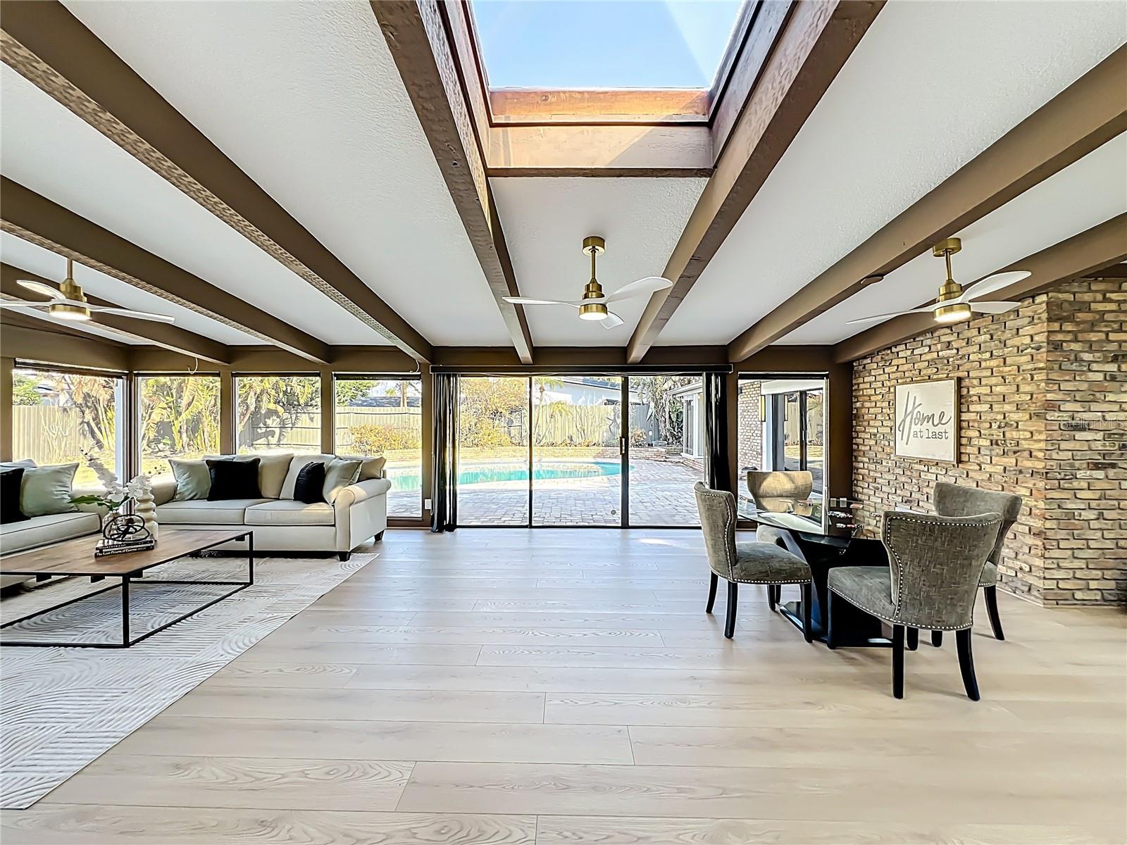 Image 55 of 100 For 51 Oakleigh Lane