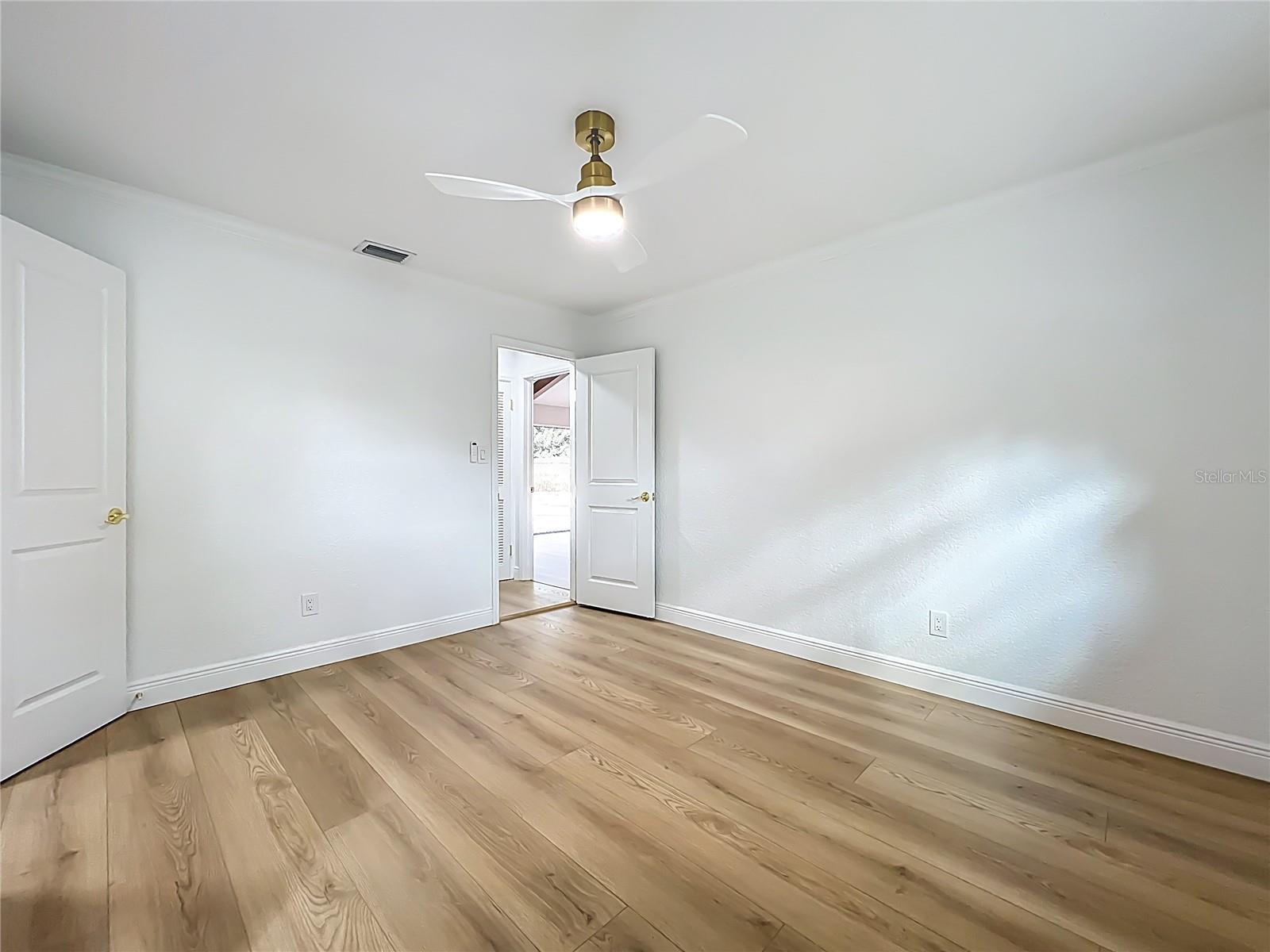 Image 78 of 100 For 51 Oakleigh Lane