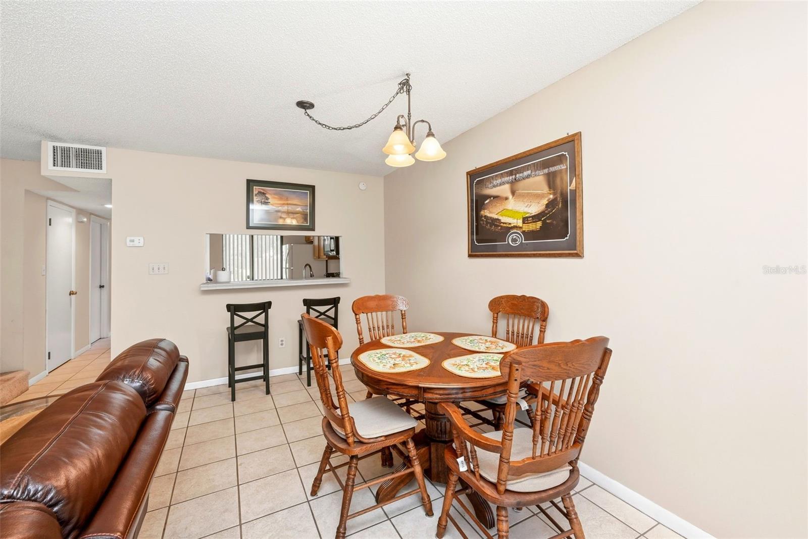 Image 18 of 37 For 6250 Peregrine Court