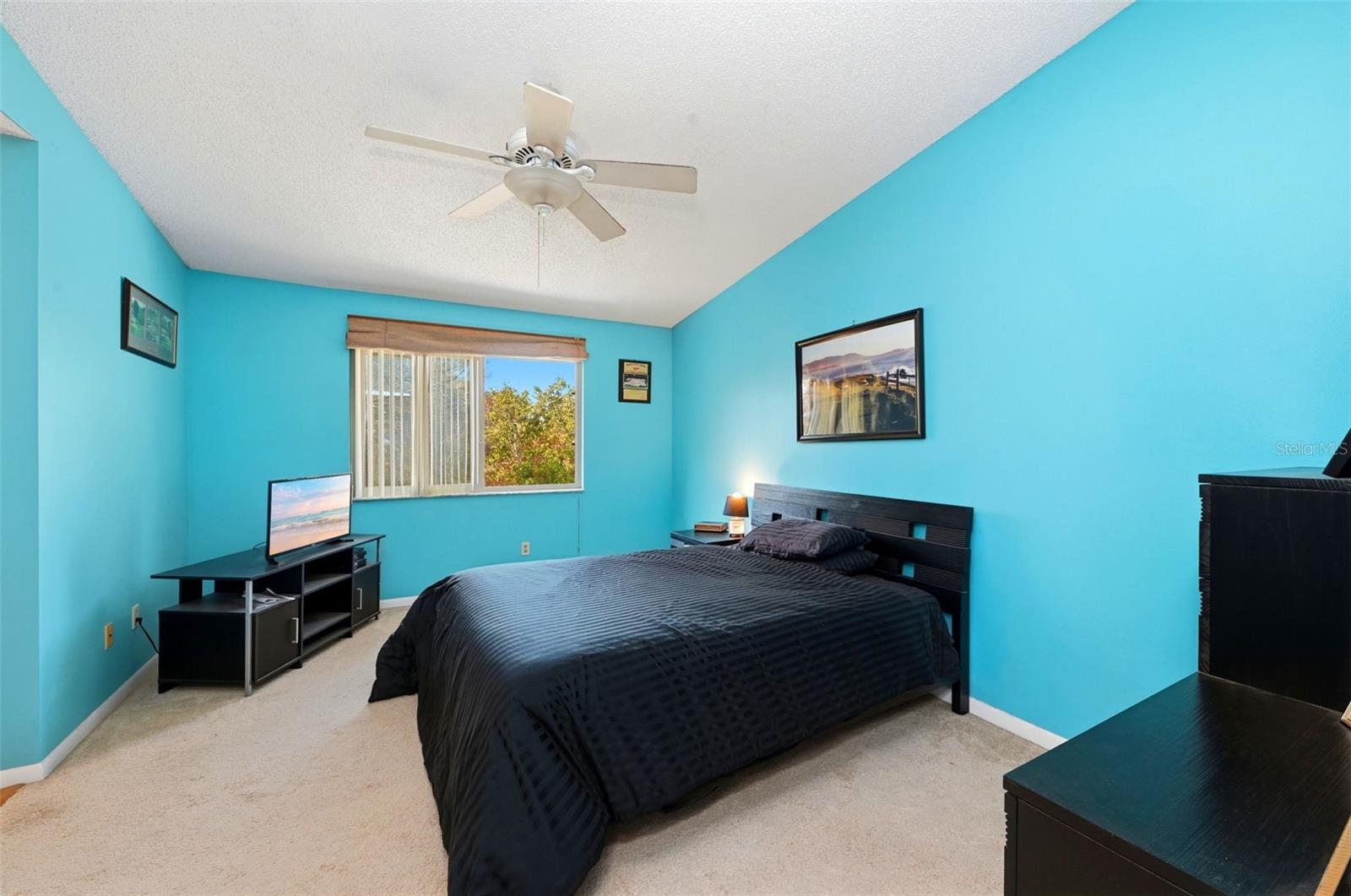 Image 22 of 37 For 6250 Peregrine Court