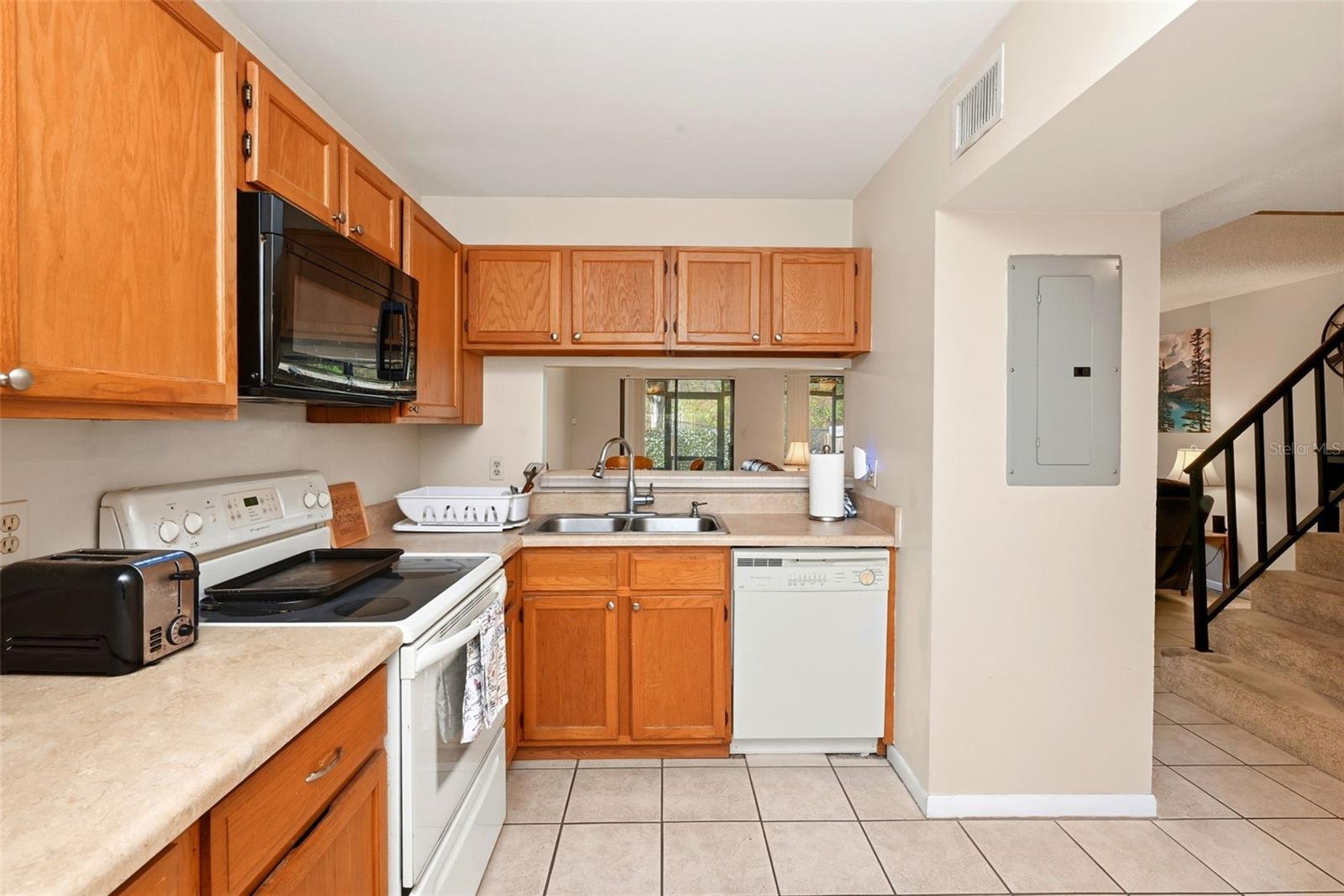 Image 9 of 37 For 6250 Peregrine Court