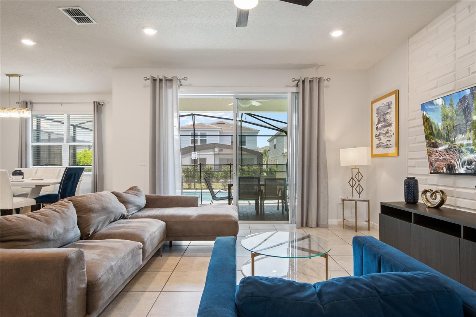 Image 11 of 64 For 7364 Oakmoss Loop