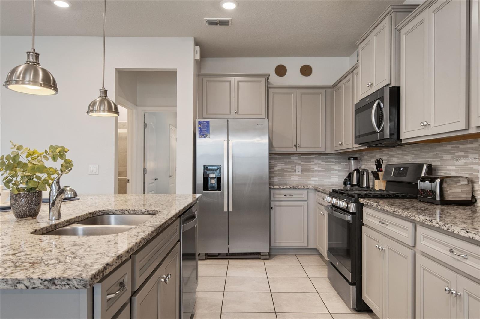 Image 14 of 64 For 7364 Oakmoss Loop