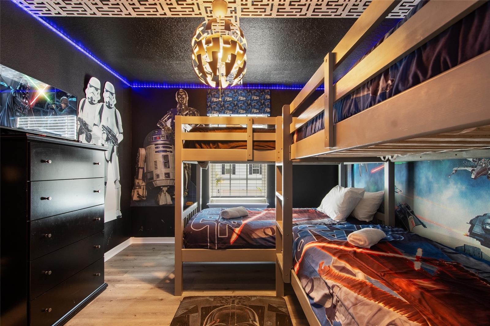 Image 30 of 64 For 7364 Oakmoss Loop