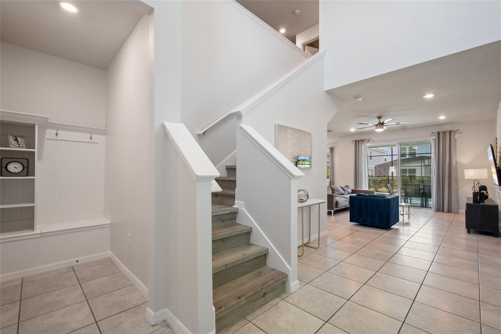 Image 4 of 64 For 7364 Oakmoss Loop