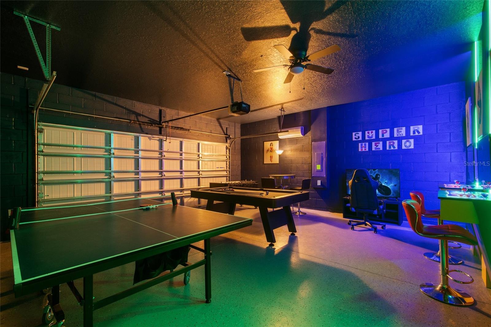 Image 43 of 64 For 7364 Oakmoss Loop