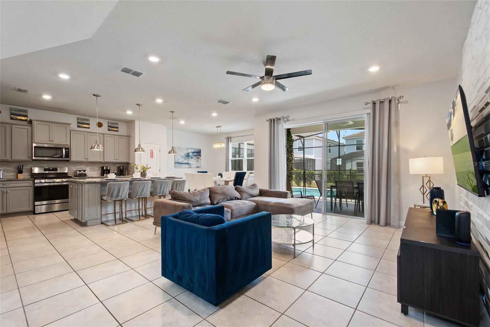 Image 6 of 64 For 7364 Oakmoss Loop