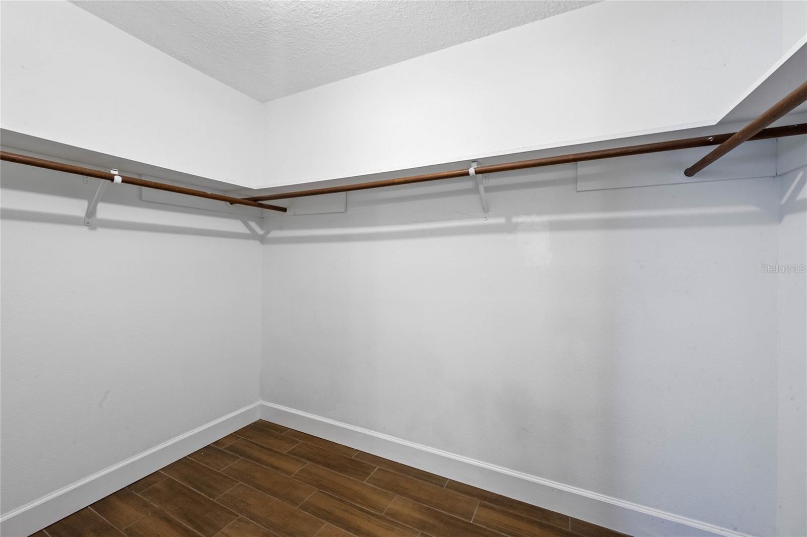 Image 10 of 20 For 385 Crossbeam Drive