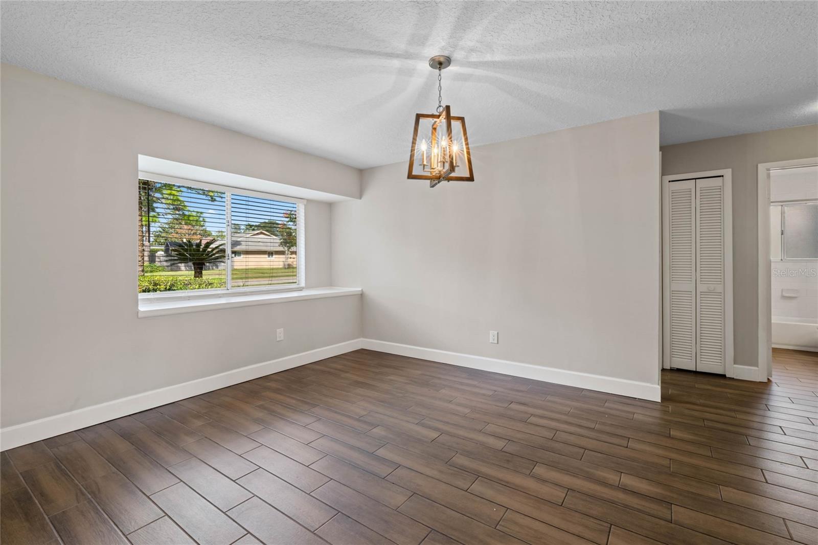 Image 3 of 20 For 385 Crossbeam Drive