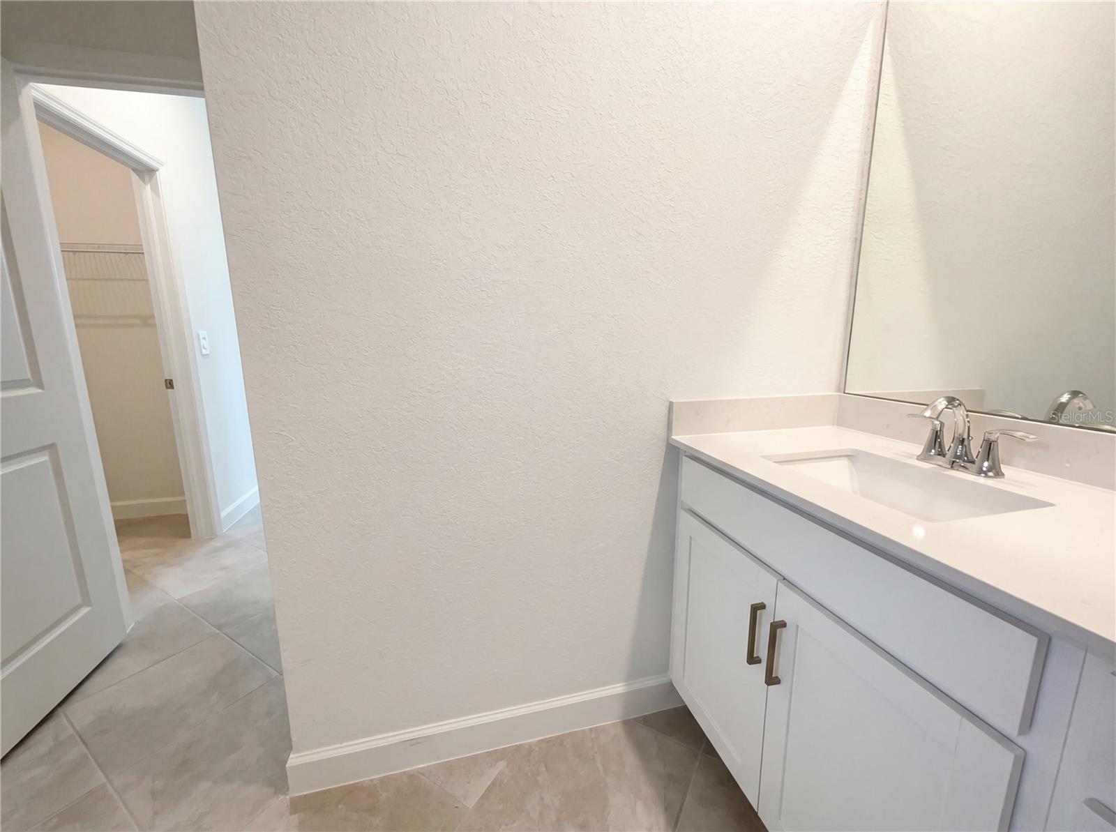 Image 24 of 36 For 7863 Lakes Edge Lane