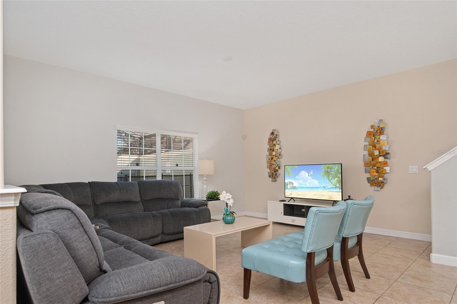 Image 10 of 29 For 2947 Banana Palm Drive