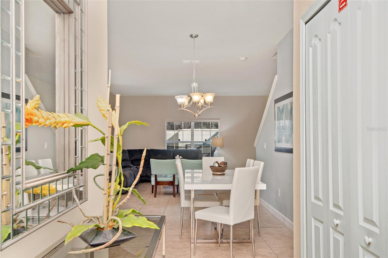 Image 6 of 29 For 2947 Banana Palm Drive