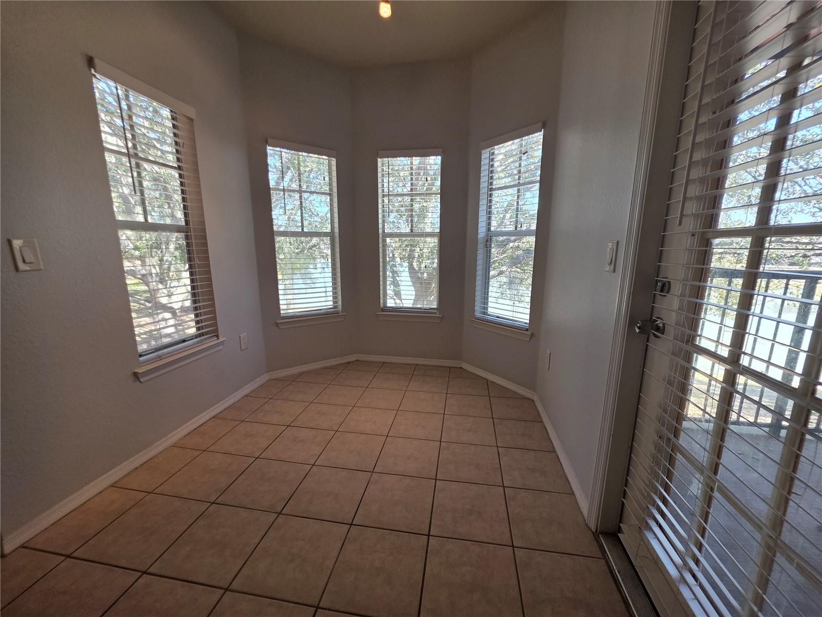 Image 17 of 29 For 191 Villa Di Este Terrace 205