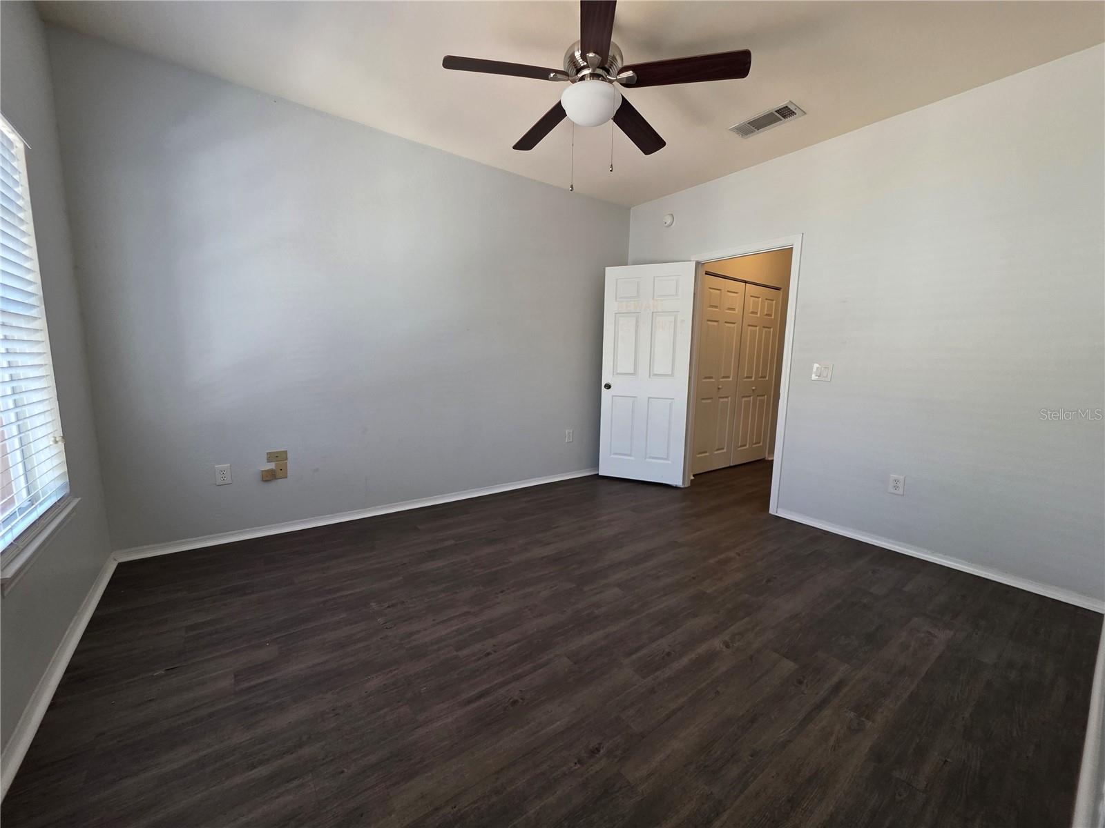 Image 21 of 29 For 191 Villa Di Este Terrace 205