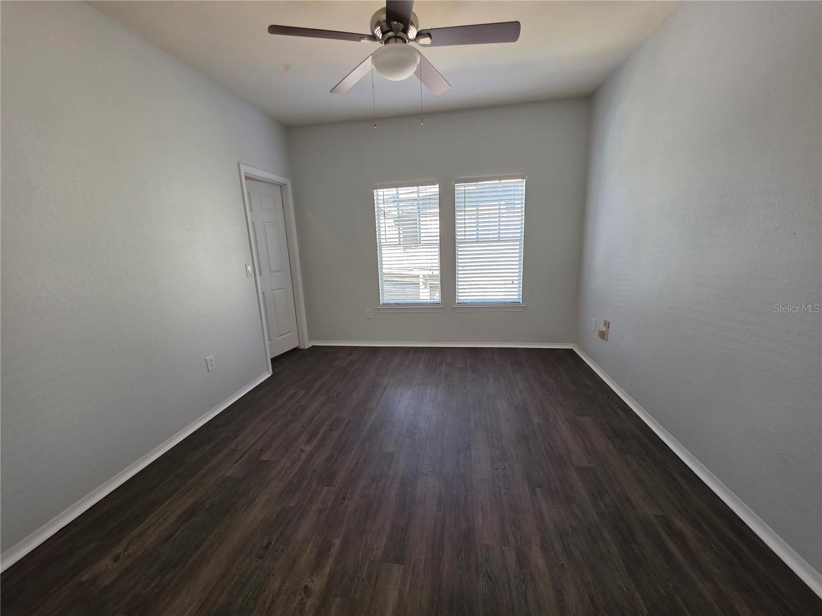 Image 7 of 29 For 191 Villa Di Este Terrace 205