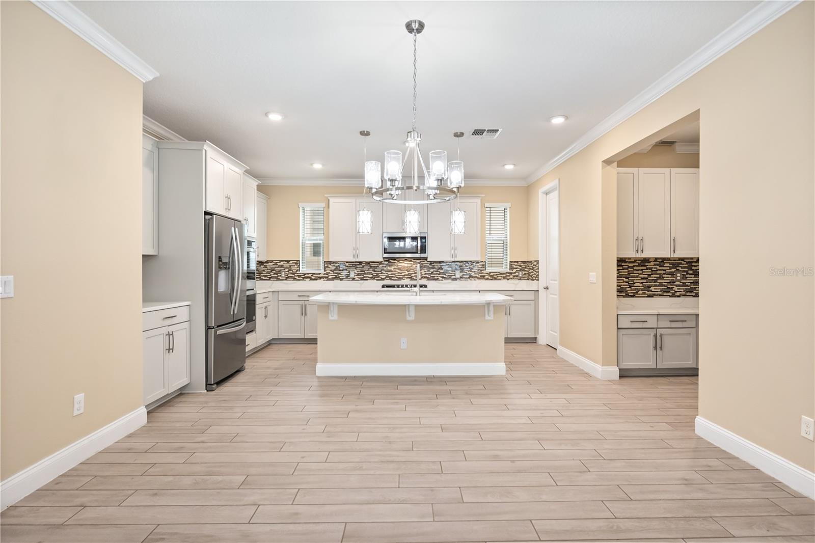 Image 12 of 61 For 8324 Vivaro Isle Way