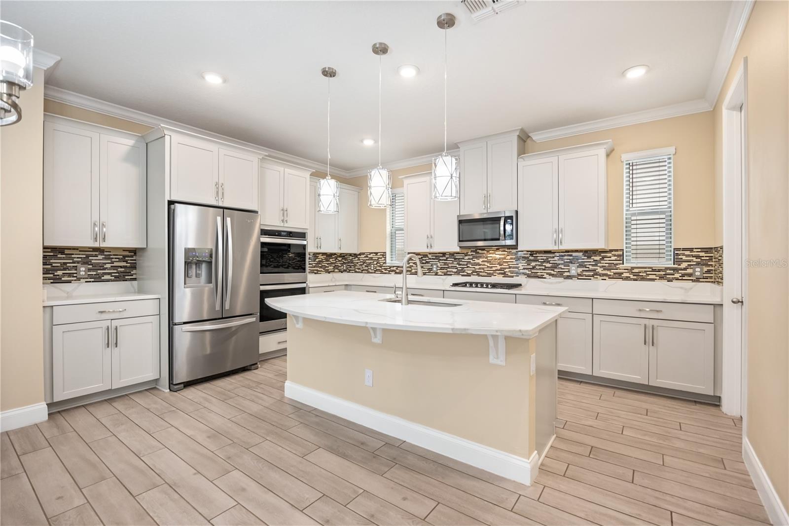 Image 14 of 61 For 8324 Vivaro Isle Way