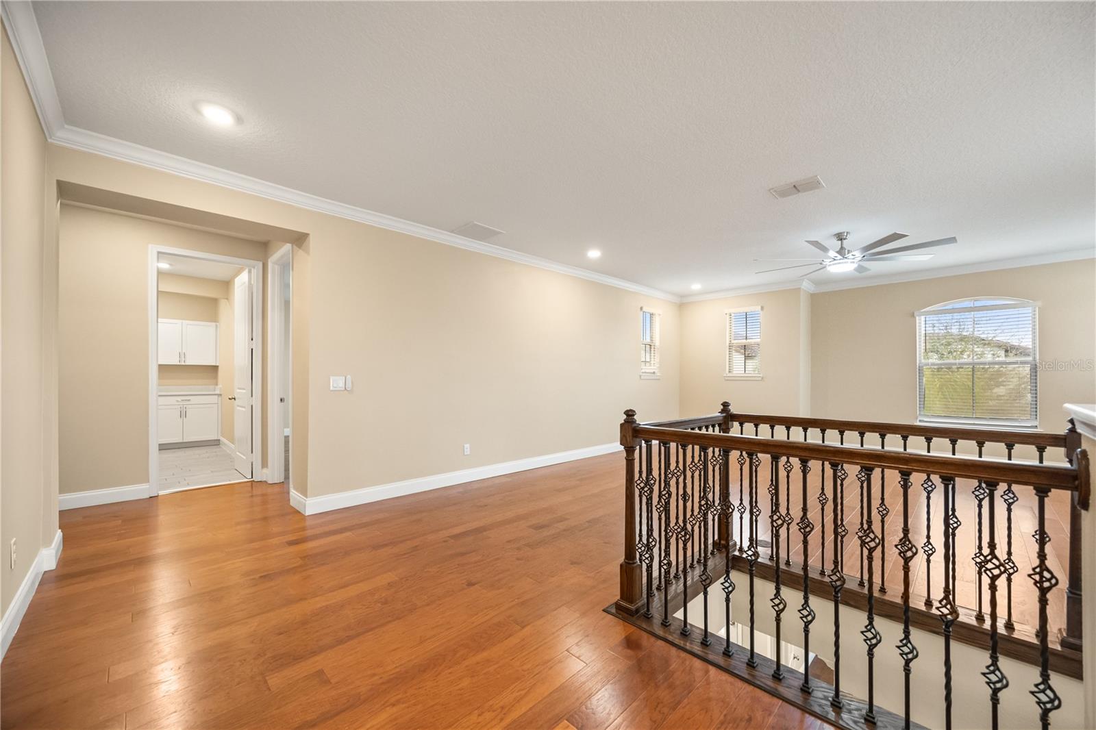 Image 47 of 61 For 8324 Vivaro Isle Way