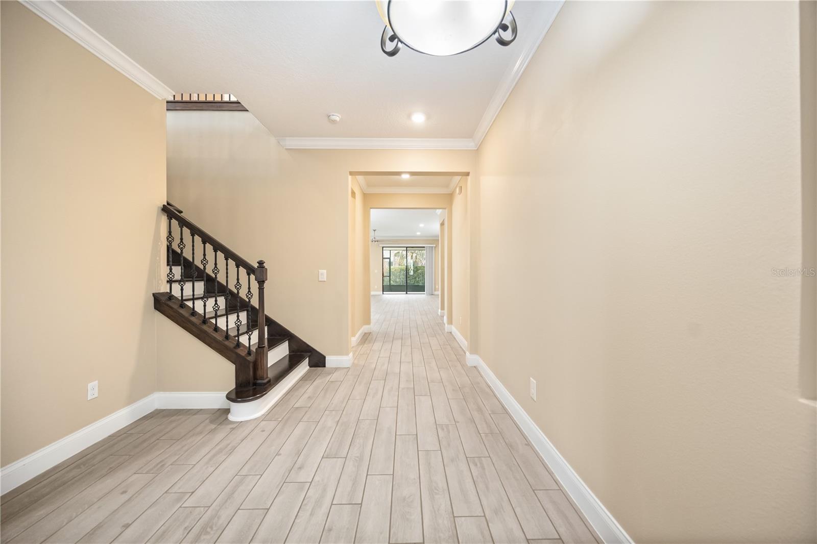 Image 6 of 61 For 8324 Vivaro Isle Way