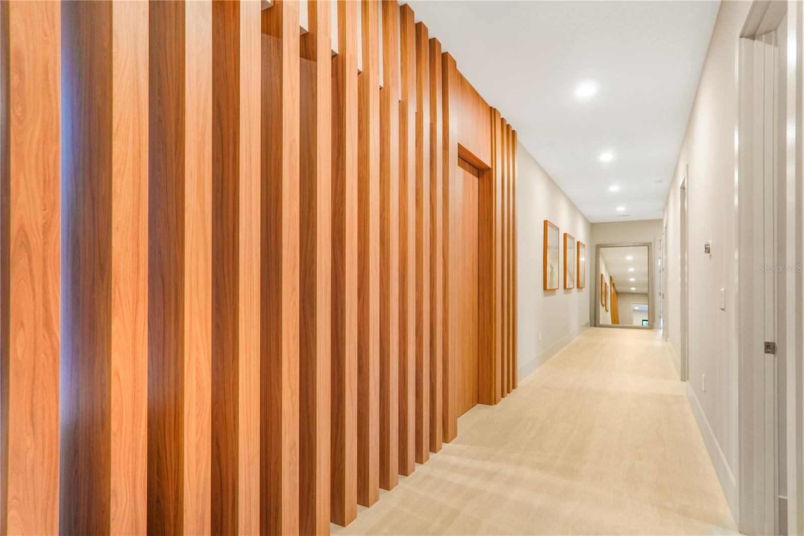 Listing photo id 21 for 6208 Winter Garden Vineland Road