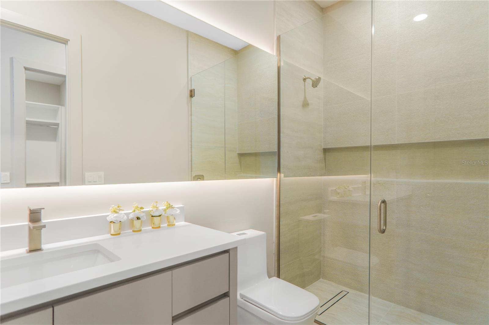 Listing photo id 26 for 6208 Winter Garden Vineland Road