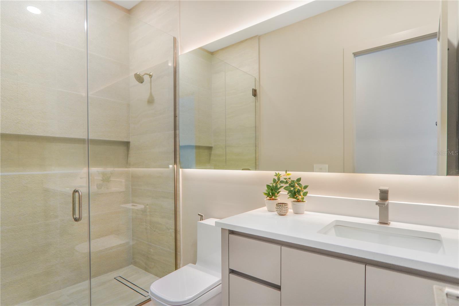 Listing photo id 40 for 6208 Winter Garden Vineland Road